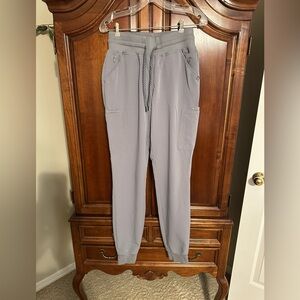 Jaanu scrub bottoms, size XS-tall-grey